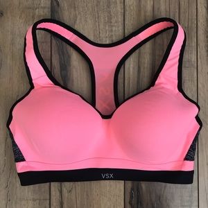 Brand new Victoria secret pink sports bra!